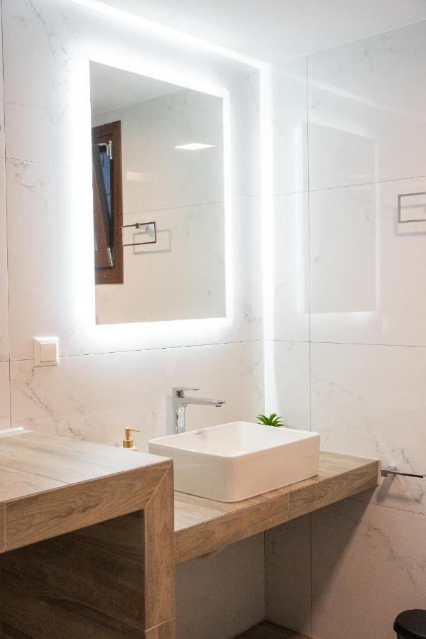 Orion Residence Ιι Волос Екстериор снимка